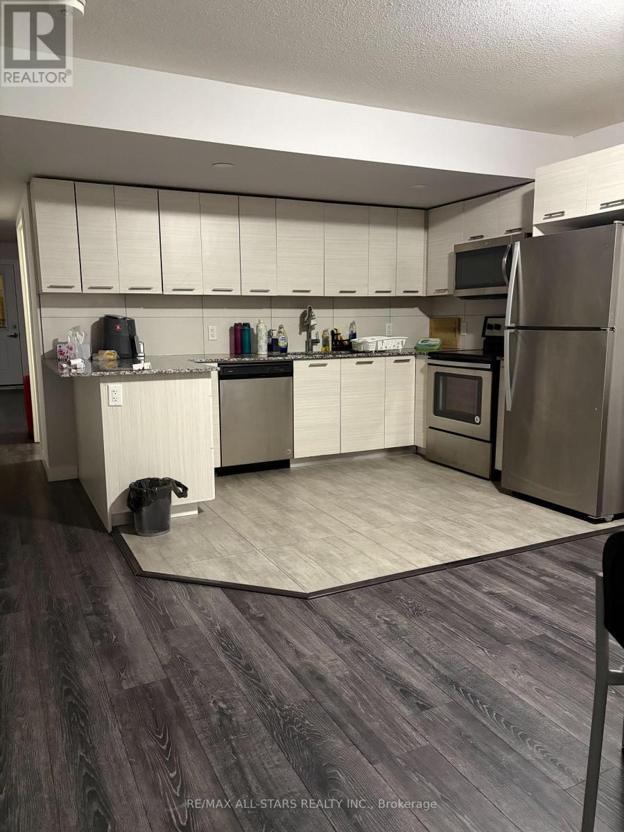 219 - 338 Albert Street, Waterloo, ON - Indoor Photo Showing Kitchen With Stainless Steel Kitchen