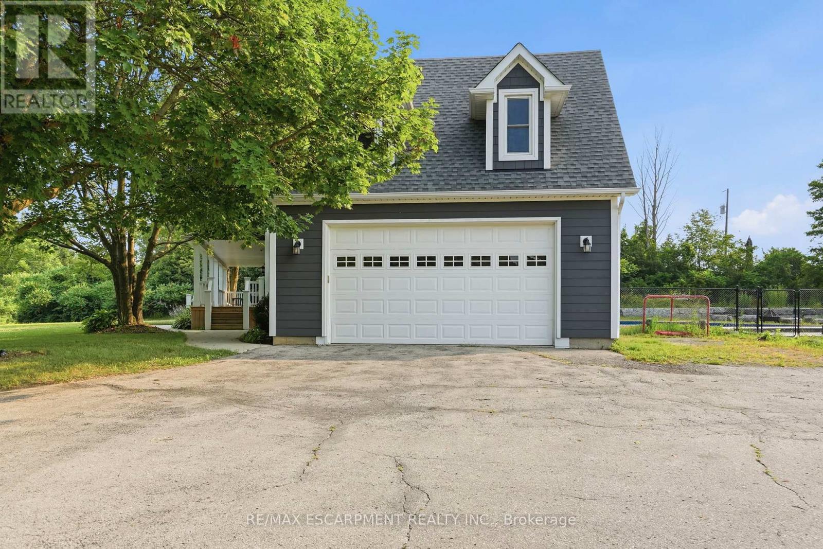 192 Concession 14, Hamilton, ON - Outdoor