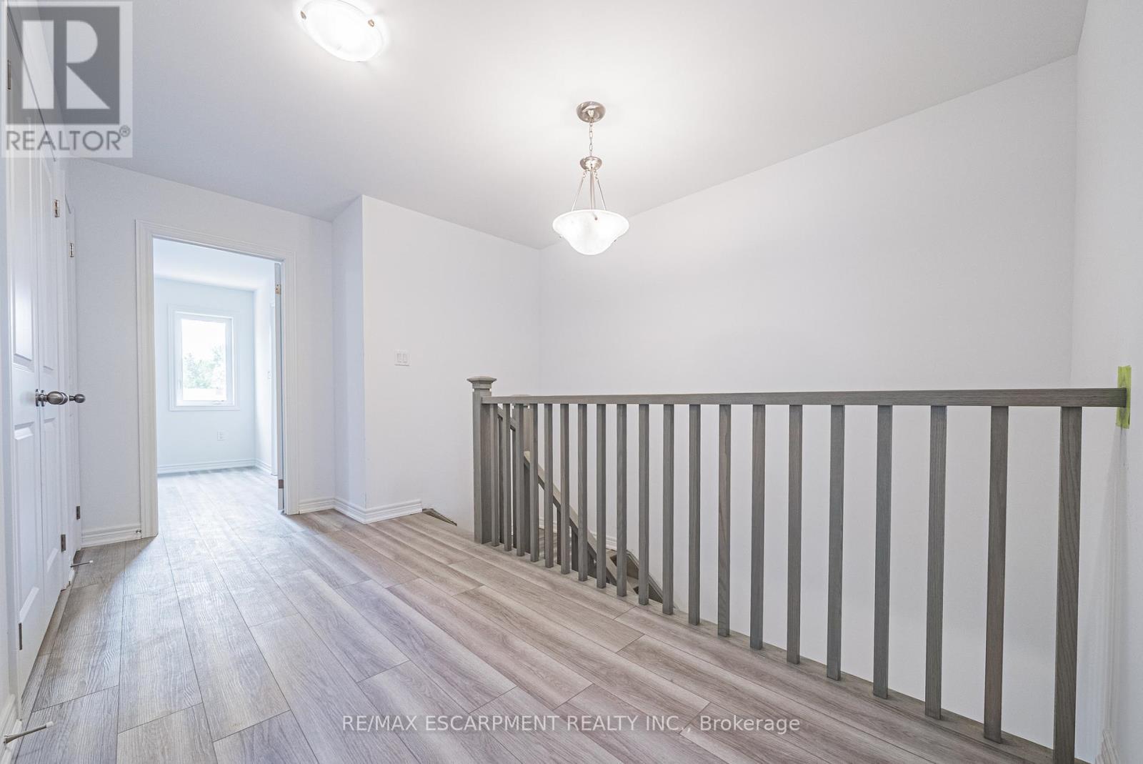 11 Davinci Boulevard, Hamilton, ON - Indoor Photo Showing Other Room