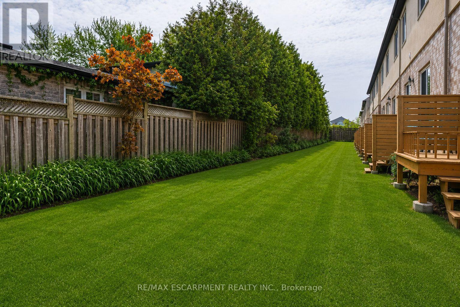 11 Davinci Boulevard, Hamilton, ON - Outdoor
