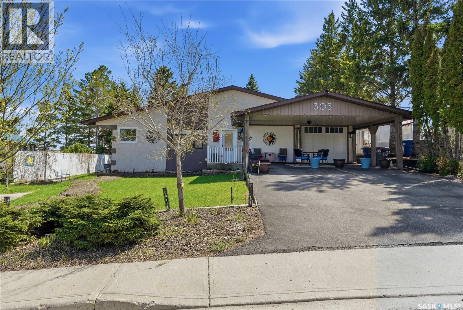 303 Currie Crescent, Strasbourg, SK - Outdoor