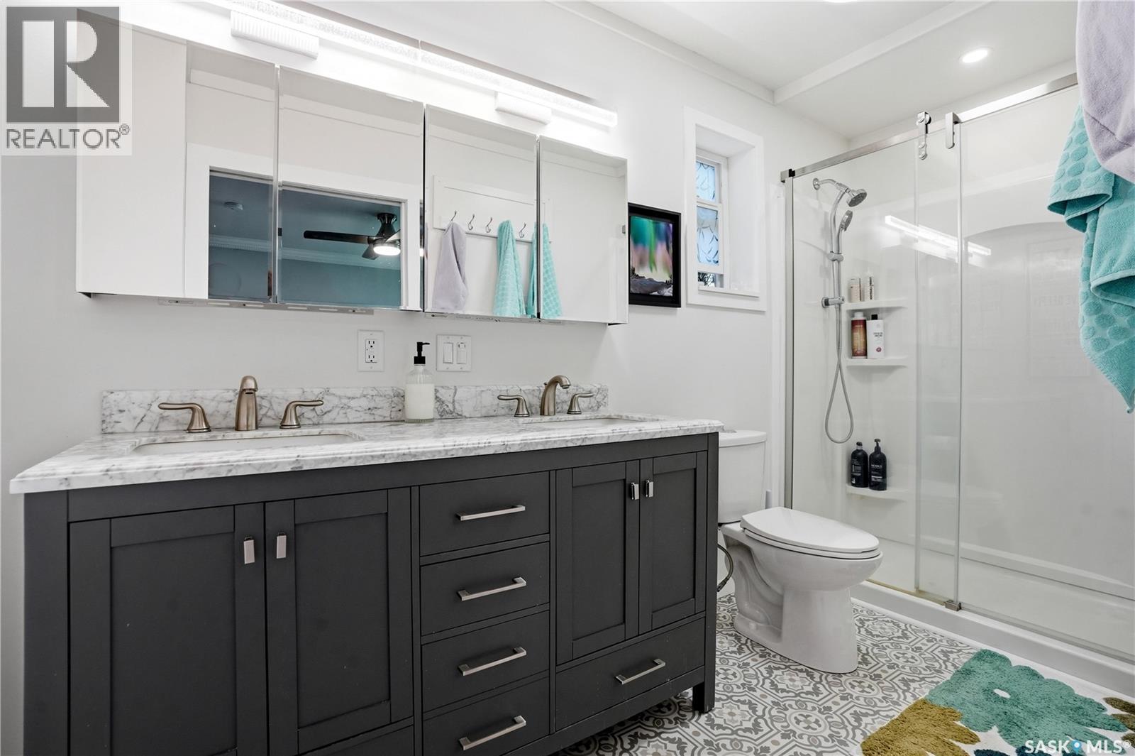 303 Currie Crescent, Strasbourg, SK - Indoor Photo Showing Bathroom