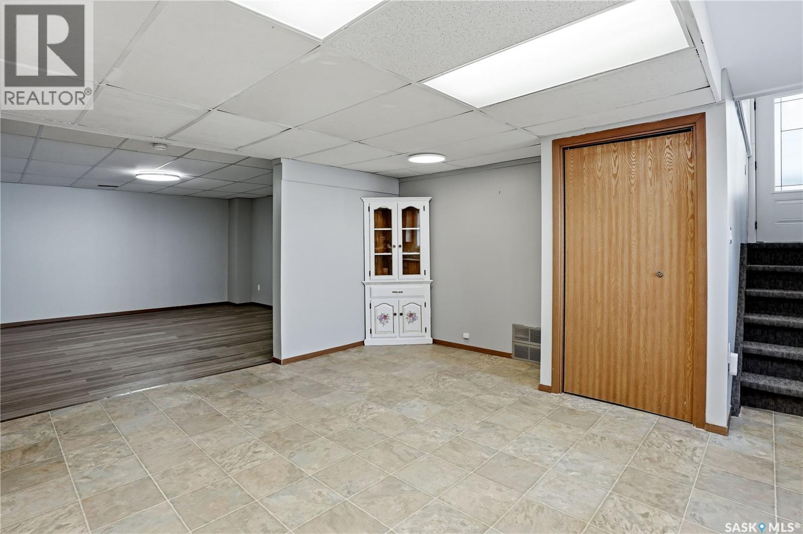 303 Currie Crescent, Strasbourg, SK - Indoor