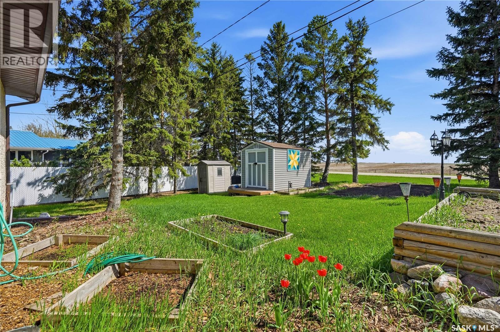 303 Currie Crescent, Strasbourg, SK - Outdoor