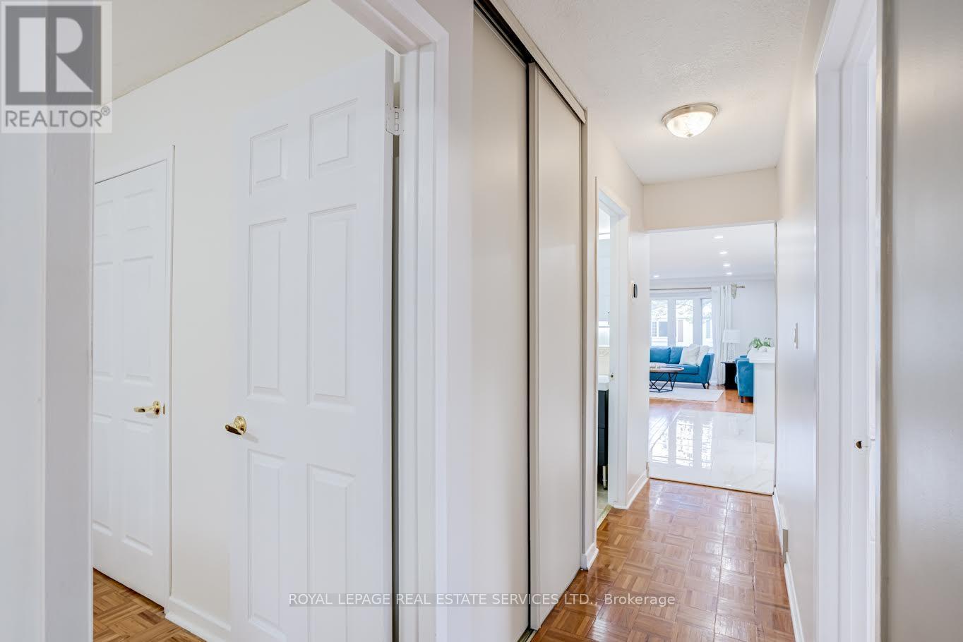 195 Cullum Court, Burlington, ON - Indoor Photo Showing Other Room