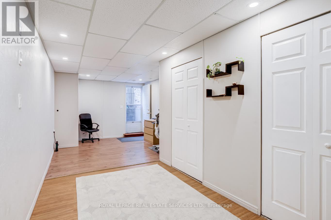 195 Cullum Court, Burlington, ON - Indoor Photo Showing Other Room
