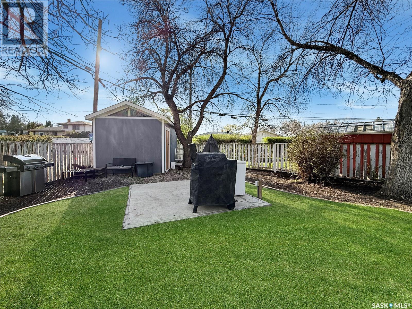 480 3Rd Avenue Se, Swift Current, SK - Outdoor