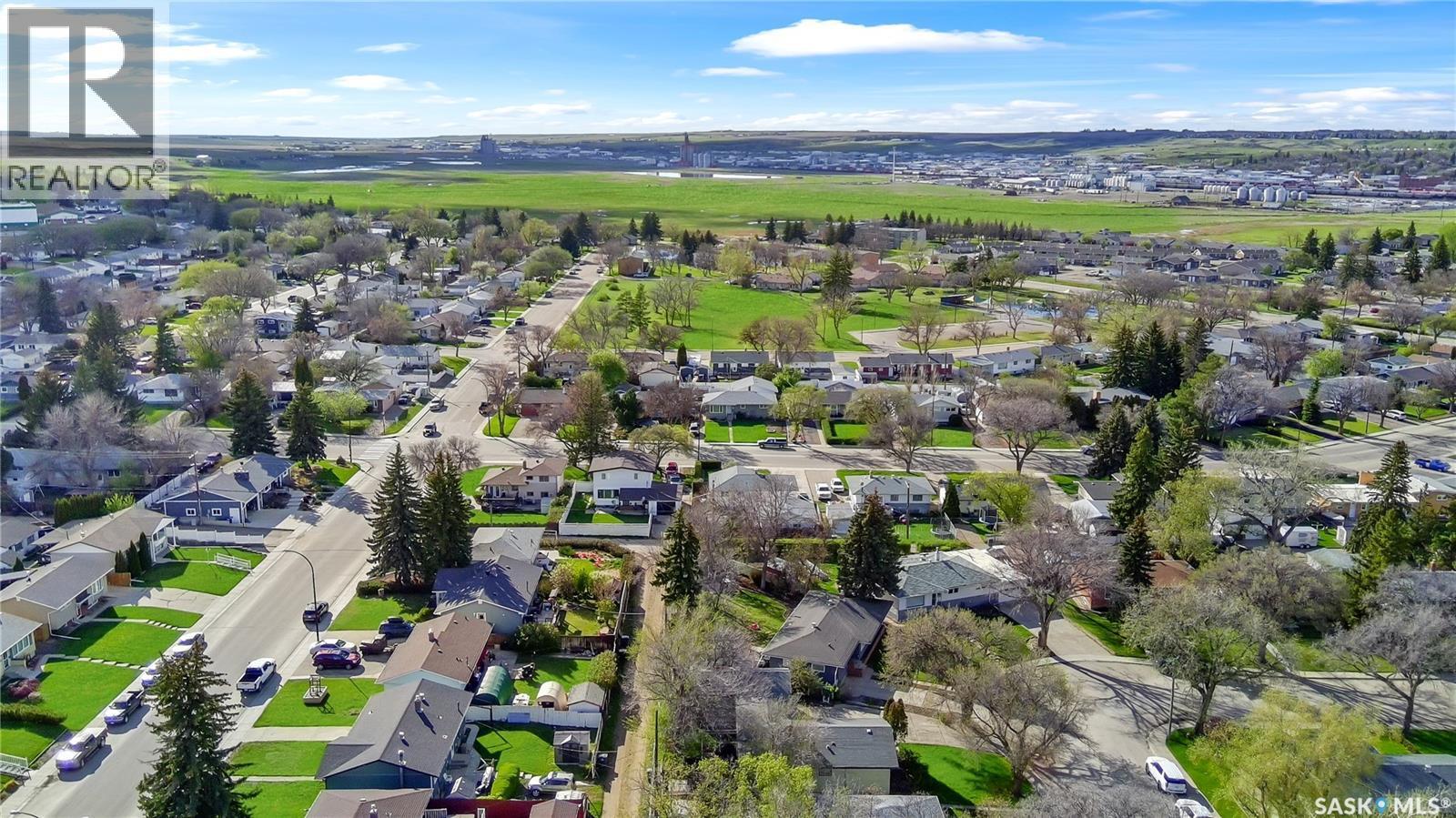 480 3Rd Avenue Se, Swift Current, SK - Outdoor With View