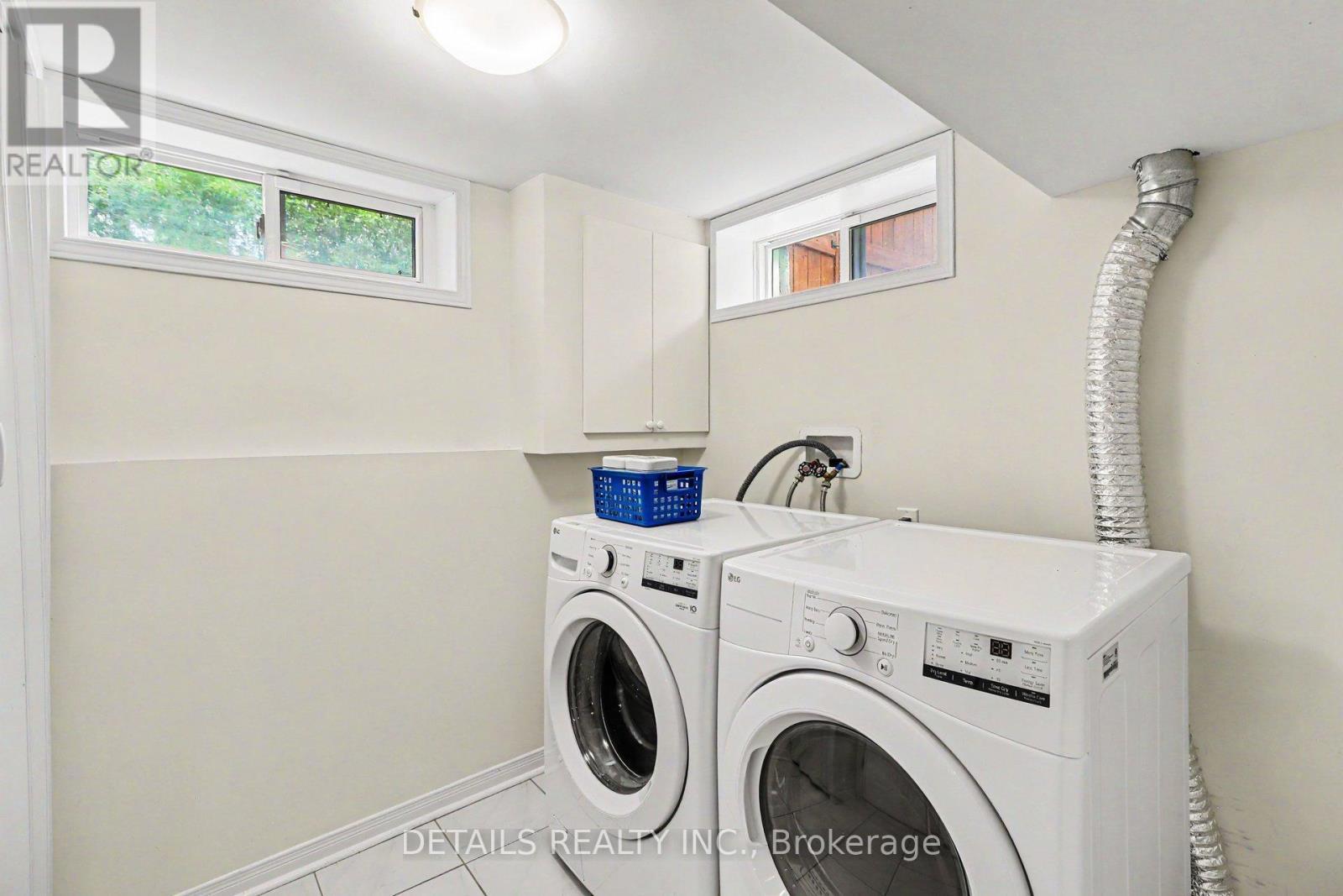 805 Smyth Road, Ottawa, ON - Indoor Photo Showing Laundry Room