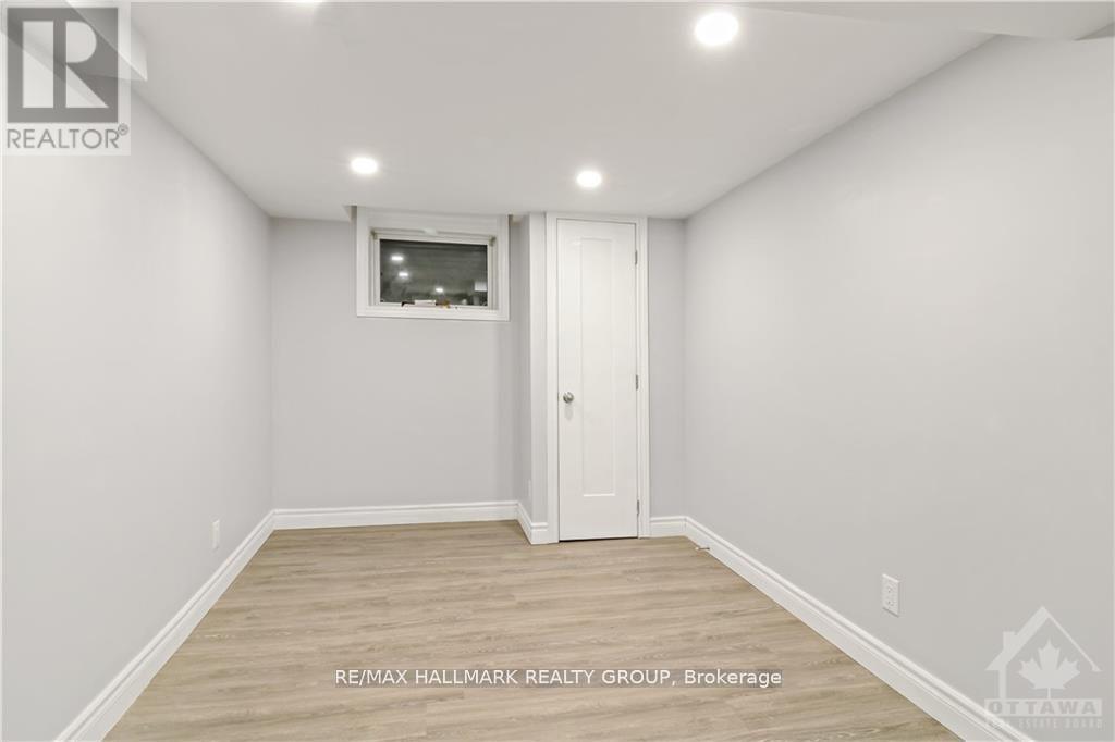205 Blackburn Avenue, Ottawa, ON - Indoor