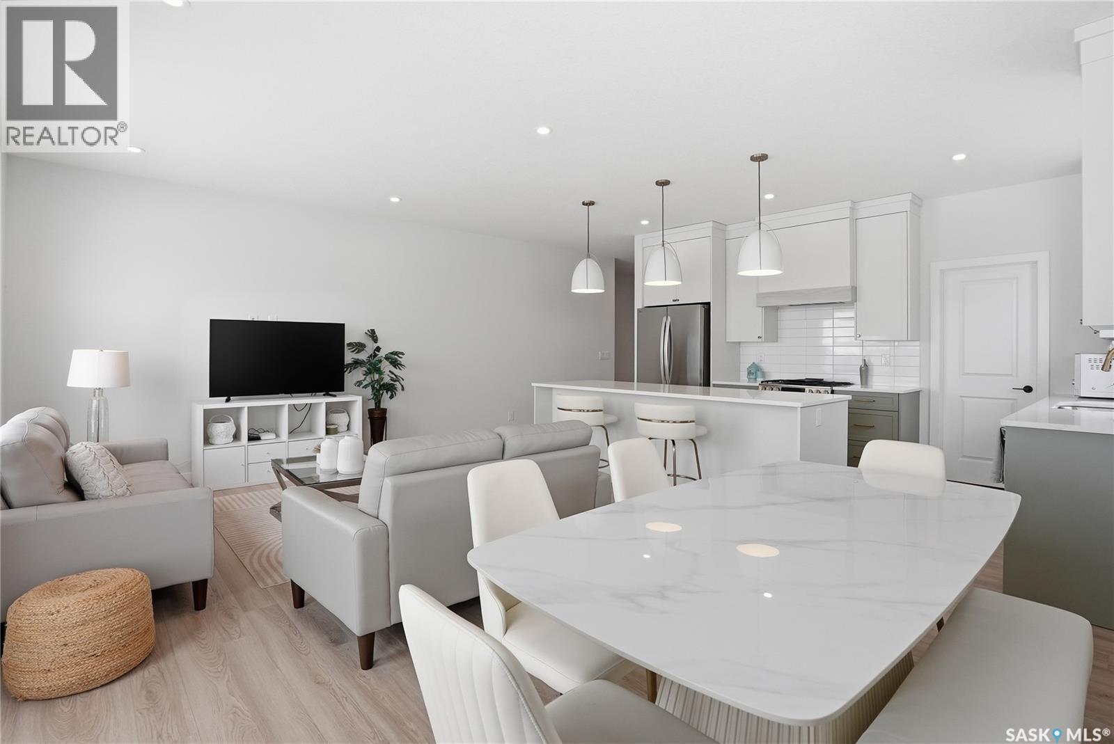 20 515 Delainey Road, Saskatoon, SK - Indoor Photo Showing Dining Room