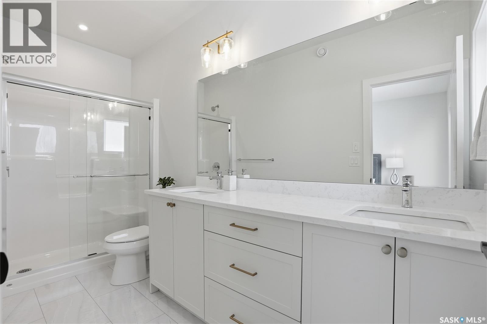 20 515 Delainey Road, Saskatoon, SK - Indoor Photo Showing Bathroom