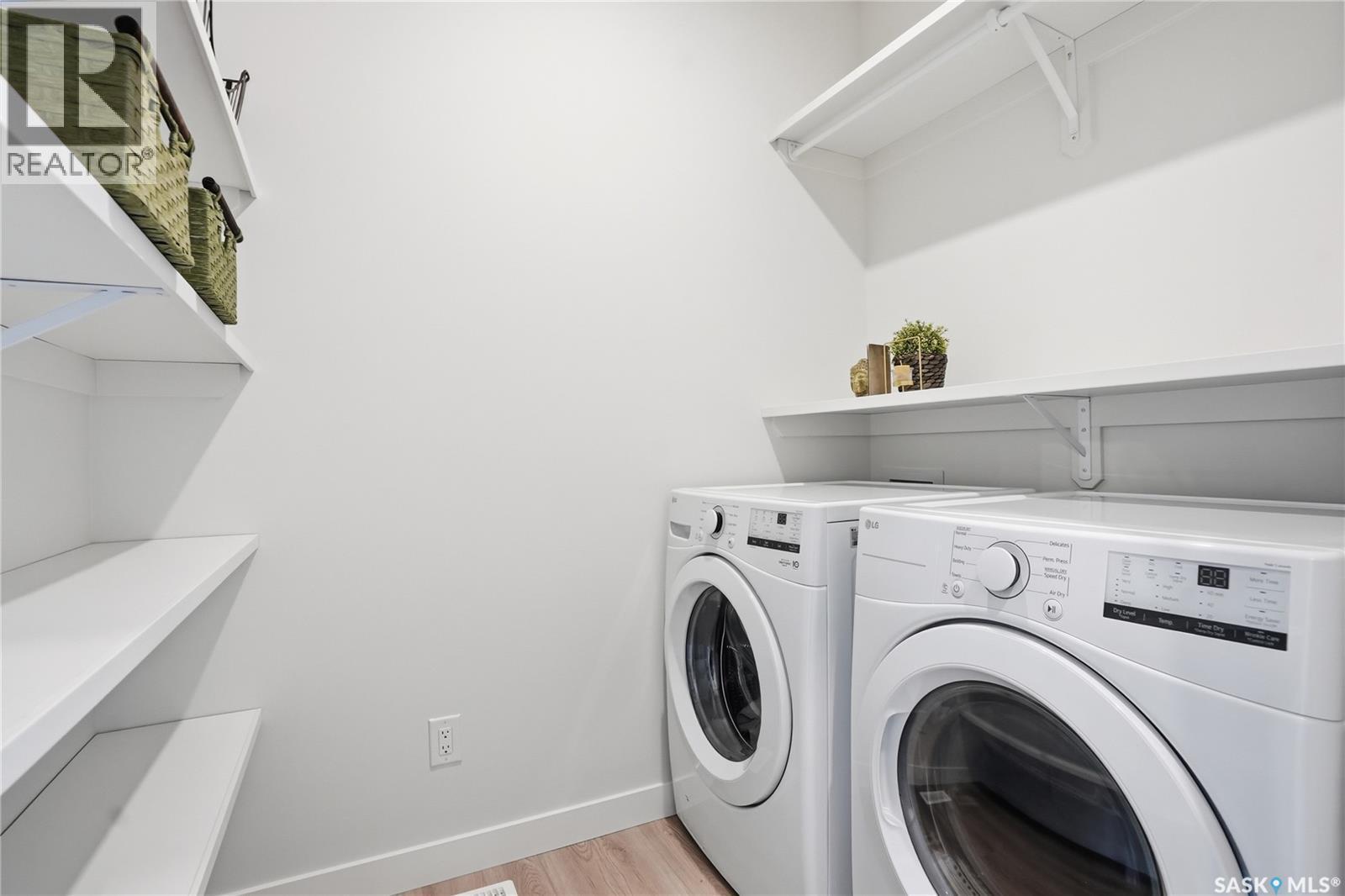 20 515 Delainey Road, Saskatoon, SK - Indoor Photo Showing Laundry Room