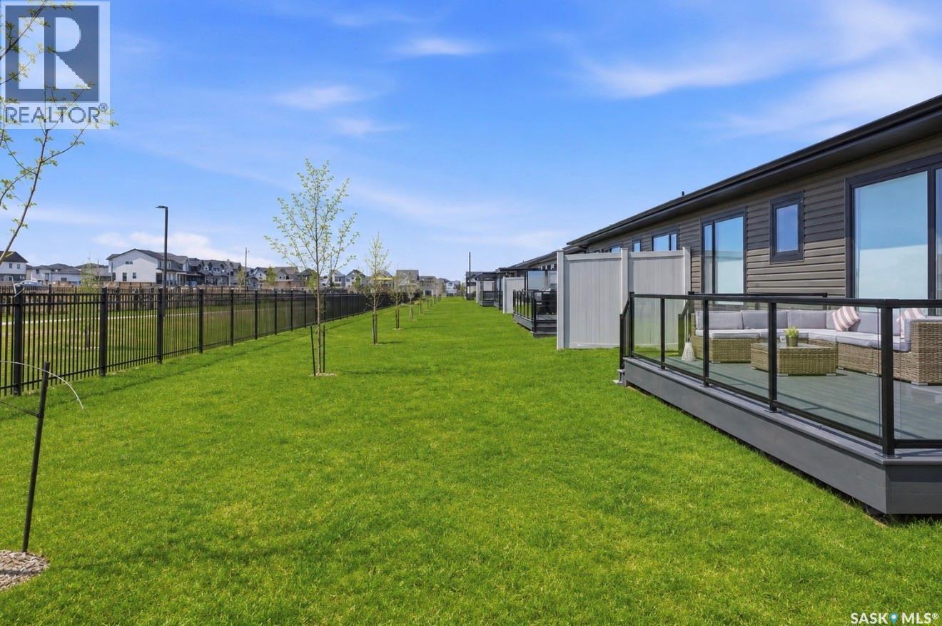 20 515 Delainey Road, Saskatoon, SK - Outdoor