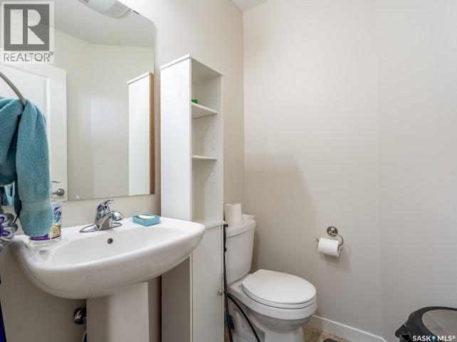 9 5752 Gordon Road, Regina, SK - Indoor Photo Showing Bathroom