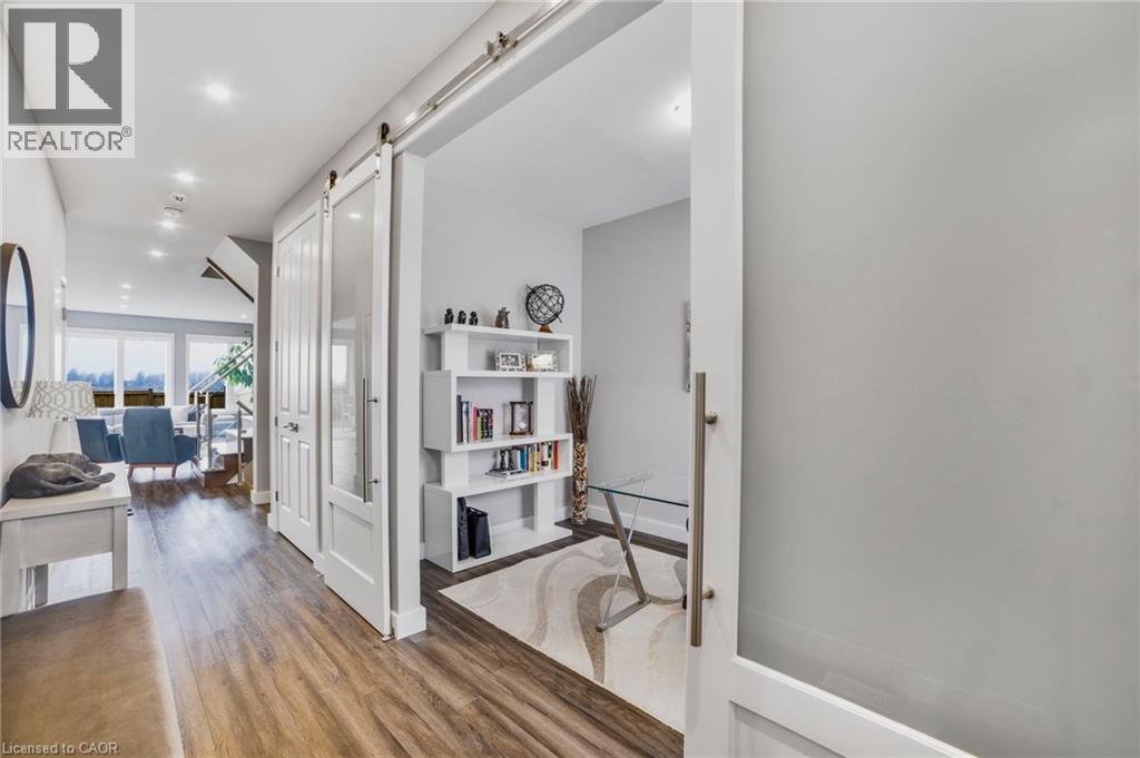 116 Bedrock Drive, Hamilton, ON - Indoor Photo Showing Other Room