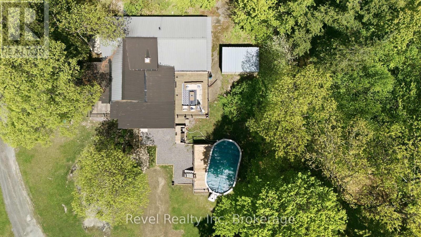 22 Camp Road, Mckellar, ON