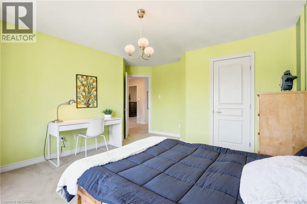 16 Oldmill Road, Ancaster, ON - Indoor Photo Showing Bedroom