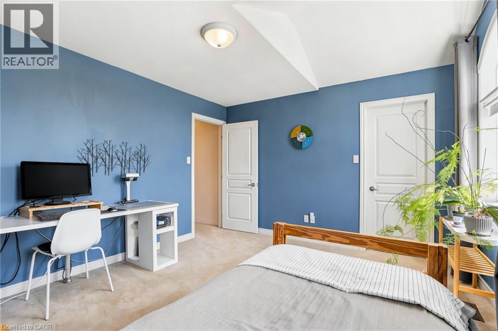 16 Oldmill Road, Ancaster, ON - Indoor Photo Showing Other Room