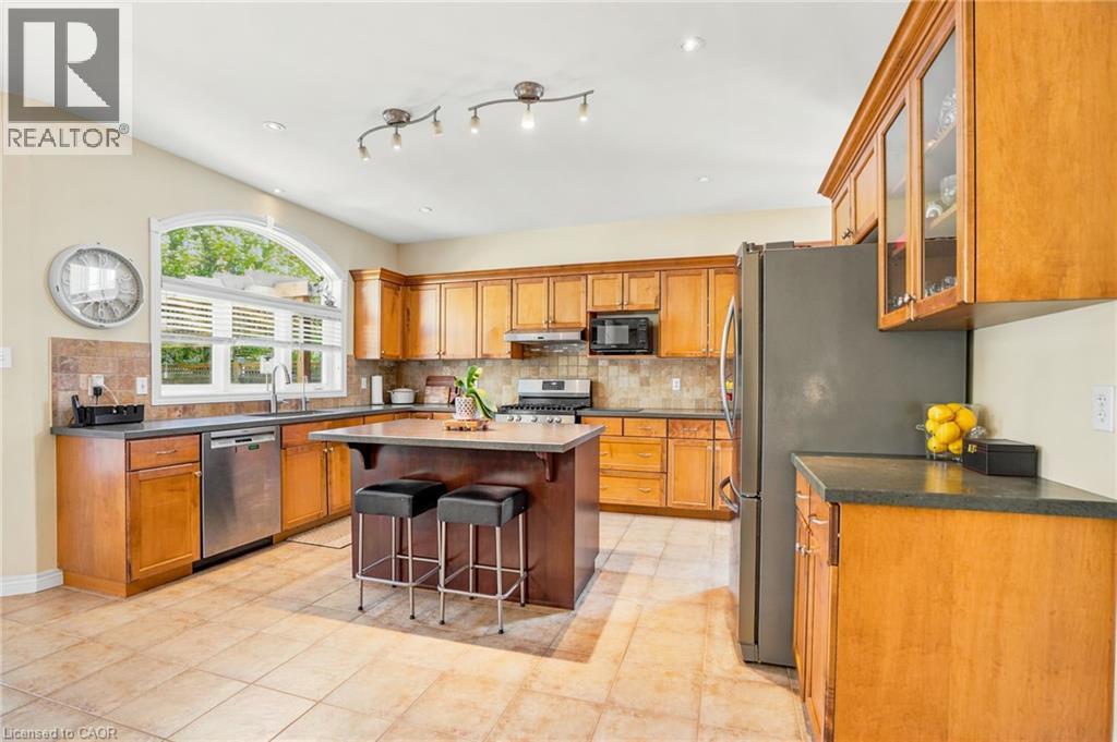 16 Oldmill Road, Ancaster, ON - Indoor Photo Showing Kitchen