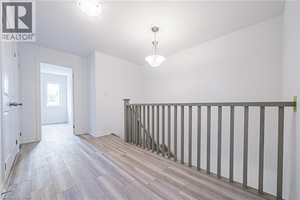 11 Davinci Boulevard, Hamilton, ON - Indoor Photo Showing Other Room