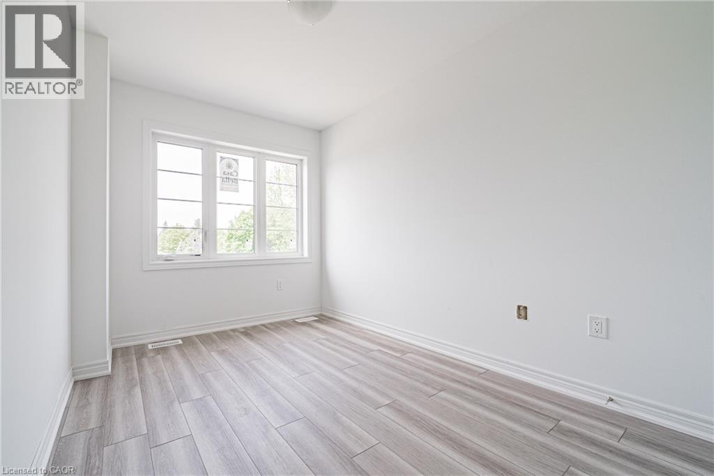 11 Davinci Boulevard, Hamilton, ON - Indoor Photo Showing Other Room