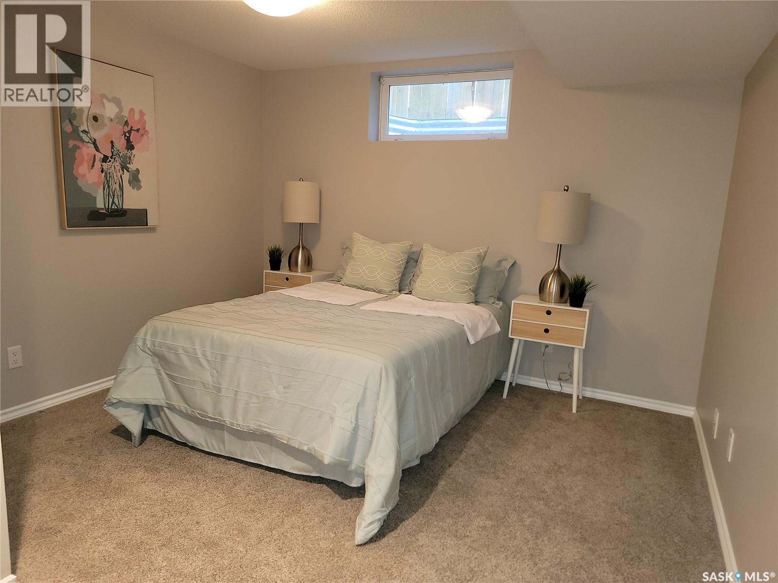 1502 Early Drive, Saskatoon, SK - Indoor Photo Showing Bedroom