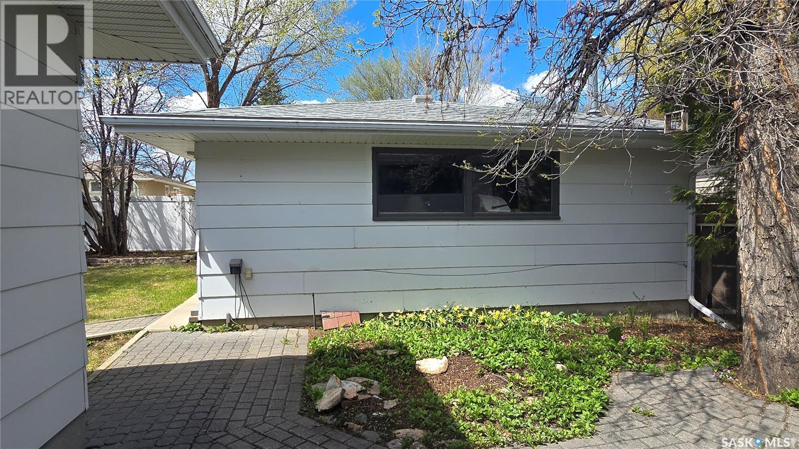 1502 Early Drive, Saskatoon, SK - Outdoor With Exterior