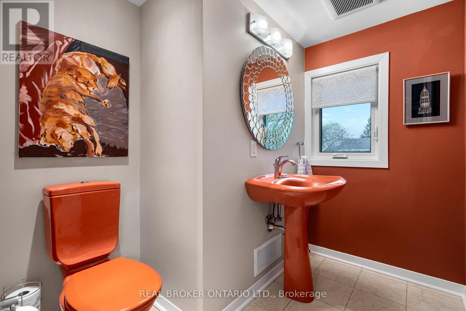 1958 Neepawa Avenue, Ottawa, ON - Indoor Photo Showing Bathroom