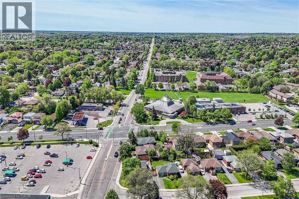 1 Sandringham Avenue, Hamilton, ON - Outdoor With View
