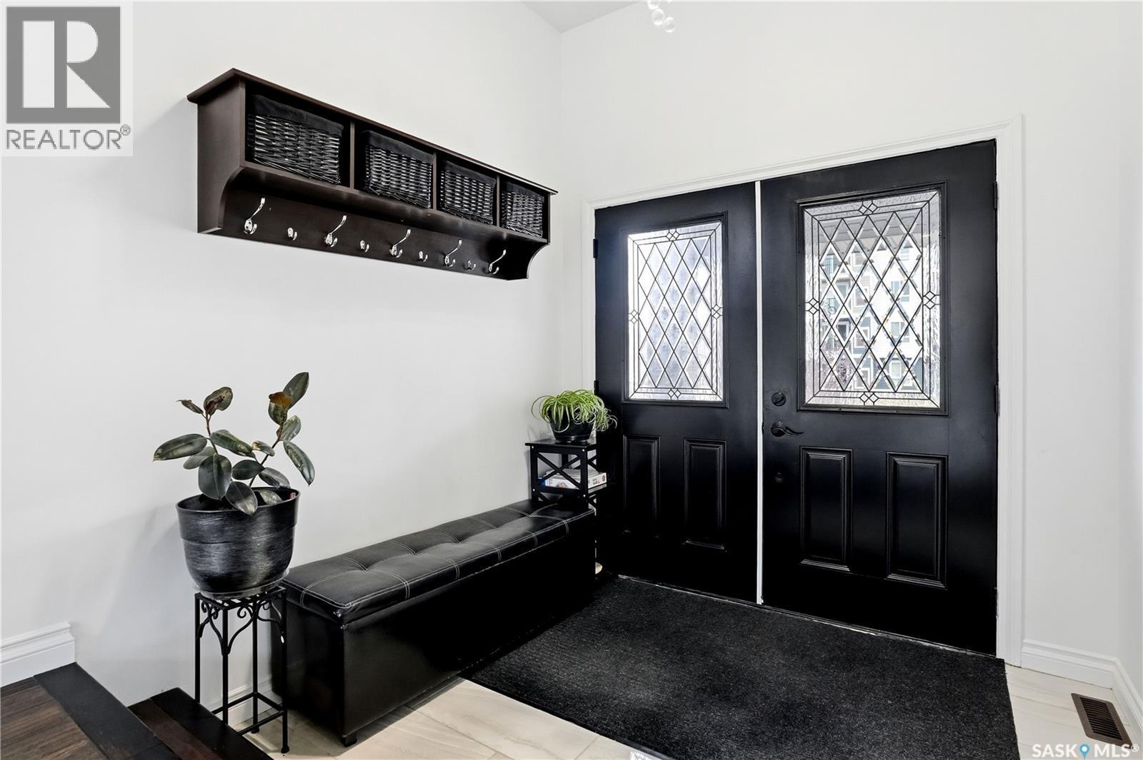 4714 E Green Apple Drive, Regina, SK - Indoor Photo Showing Other Room