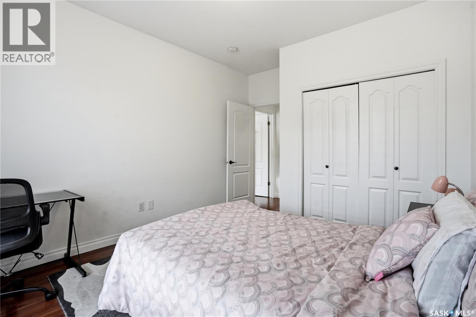 4714 E Green Apple Drive, Regina, SK - Indoor Photo Showing Bedroom