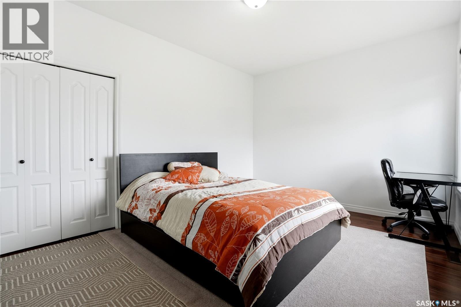 4714 E Green Apple Drive, Regina, SK - Indoor Photo Showing Bedroom