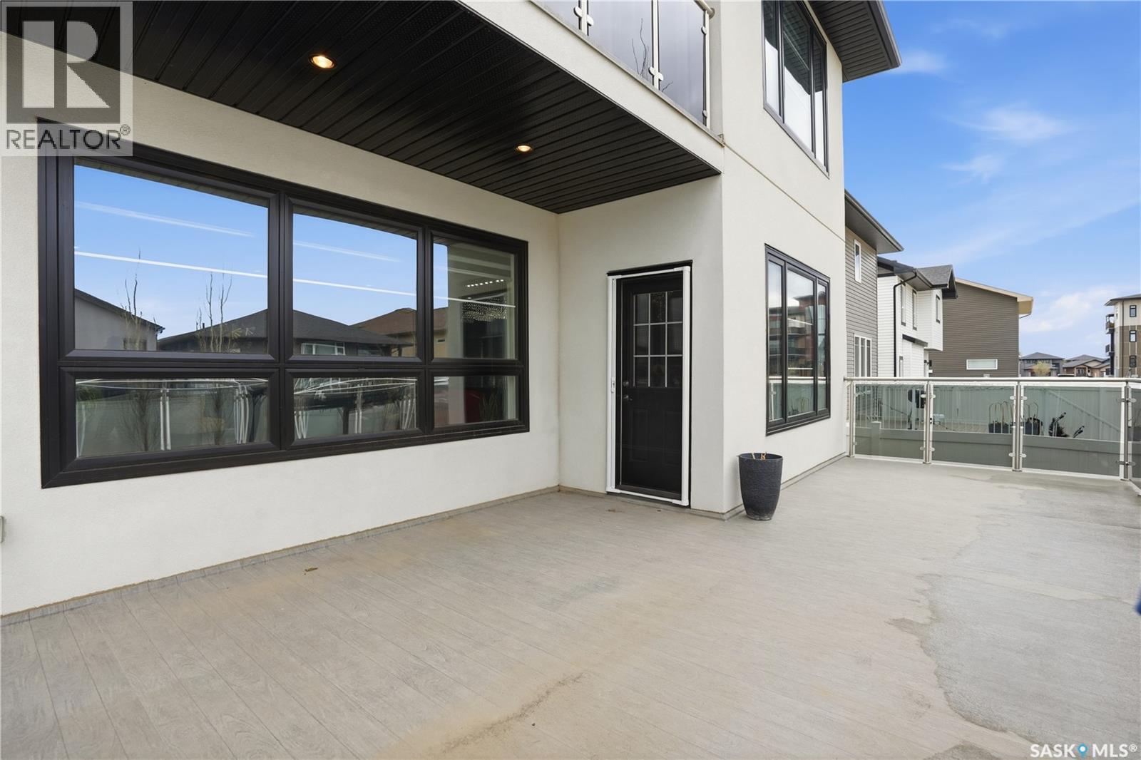 4714 E Green Apple Drive, Regina, SK - Outdoor With Exterior