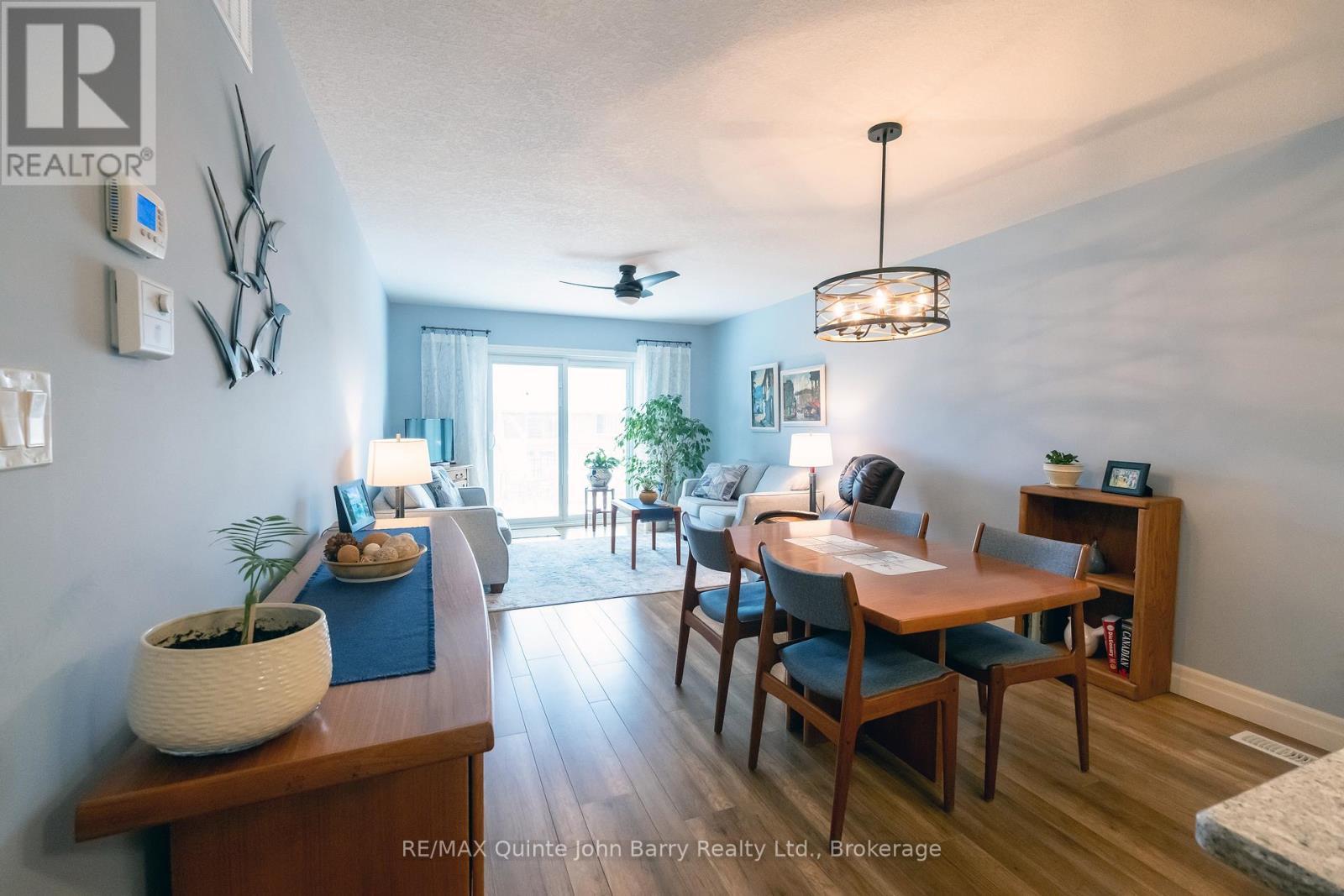 49 Mcintosh Crescent, Quinte West (Murray Ward), ON - Indoor Photo Showing Dining Room