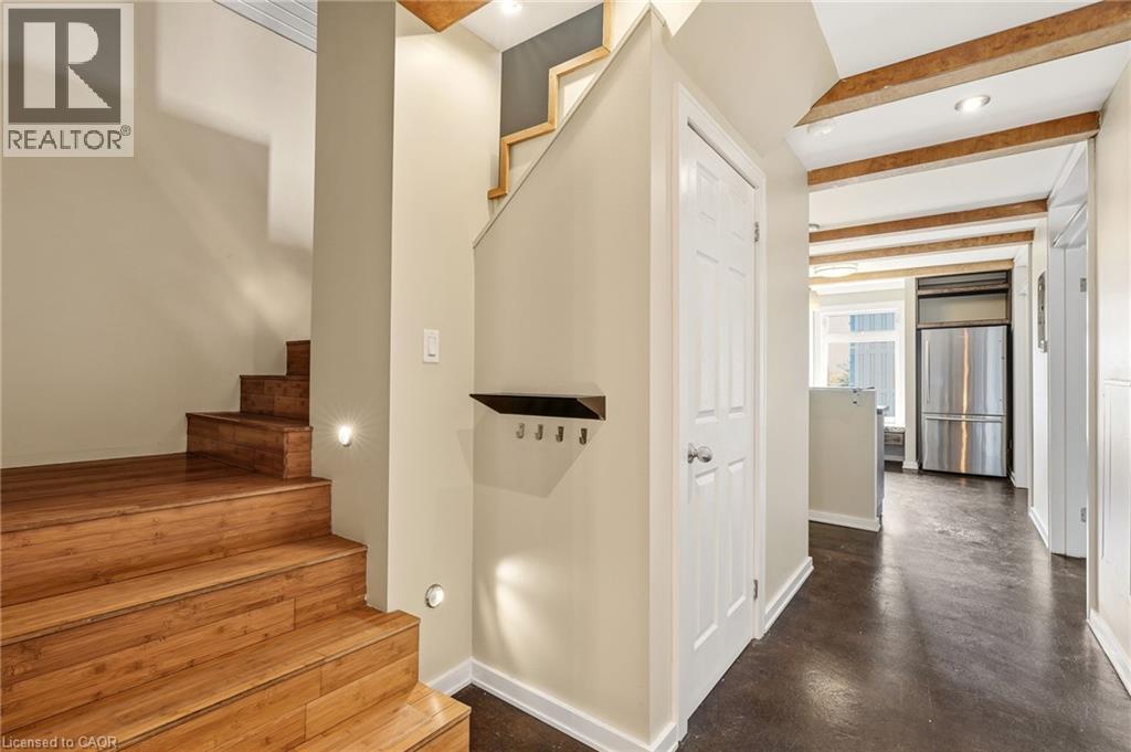 192 Catharine Street S, Hamilton, ON - Indoor Photo Showing Other Room