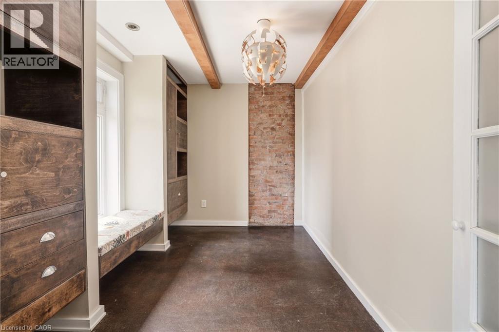 192 Catharine Street S, Hamilton, ON - Indoor Photo Showing Other Room