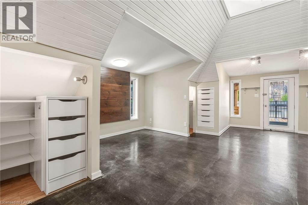 192 Catharine Street S, Hamilton, ON - Indoor Photo Showing Other Room