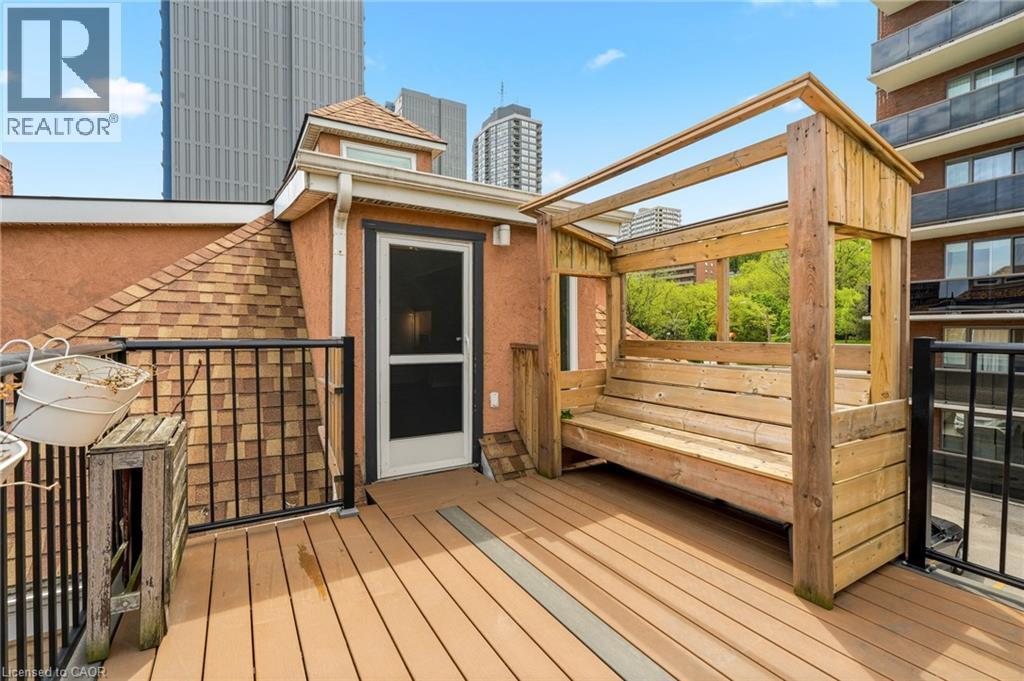 192 Catharine Street S, Hamilton, ON - Outdoor With Exterior