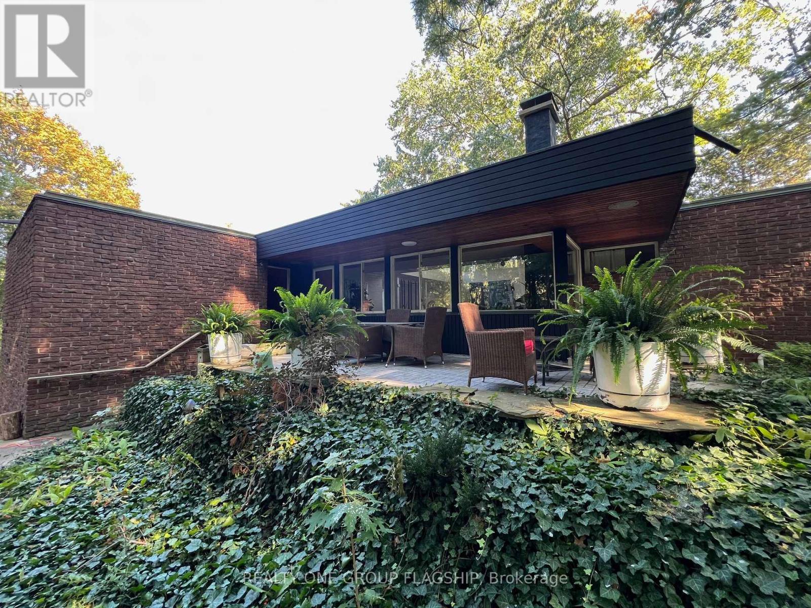 1379 Clarkson Road N, Mississauga, ON - Outdoor