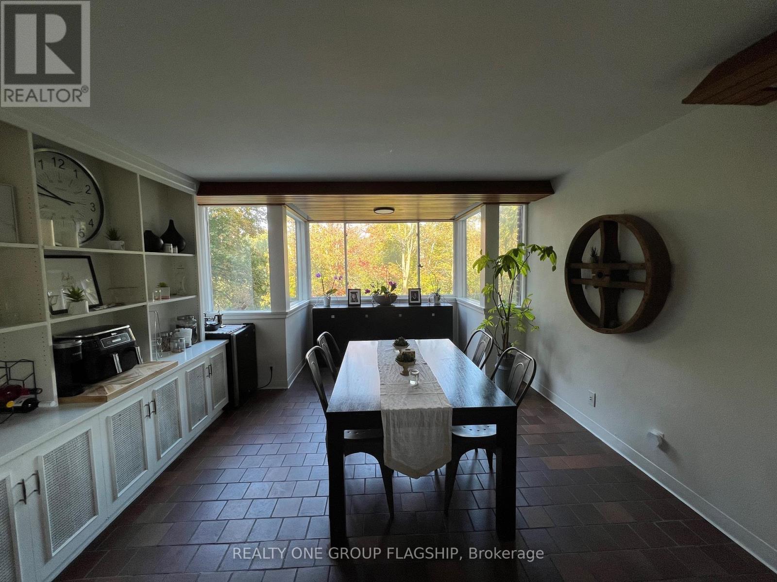 1379 Clarkson Road N, Mississauga, ON - Indoor Photo Showing Dining Room