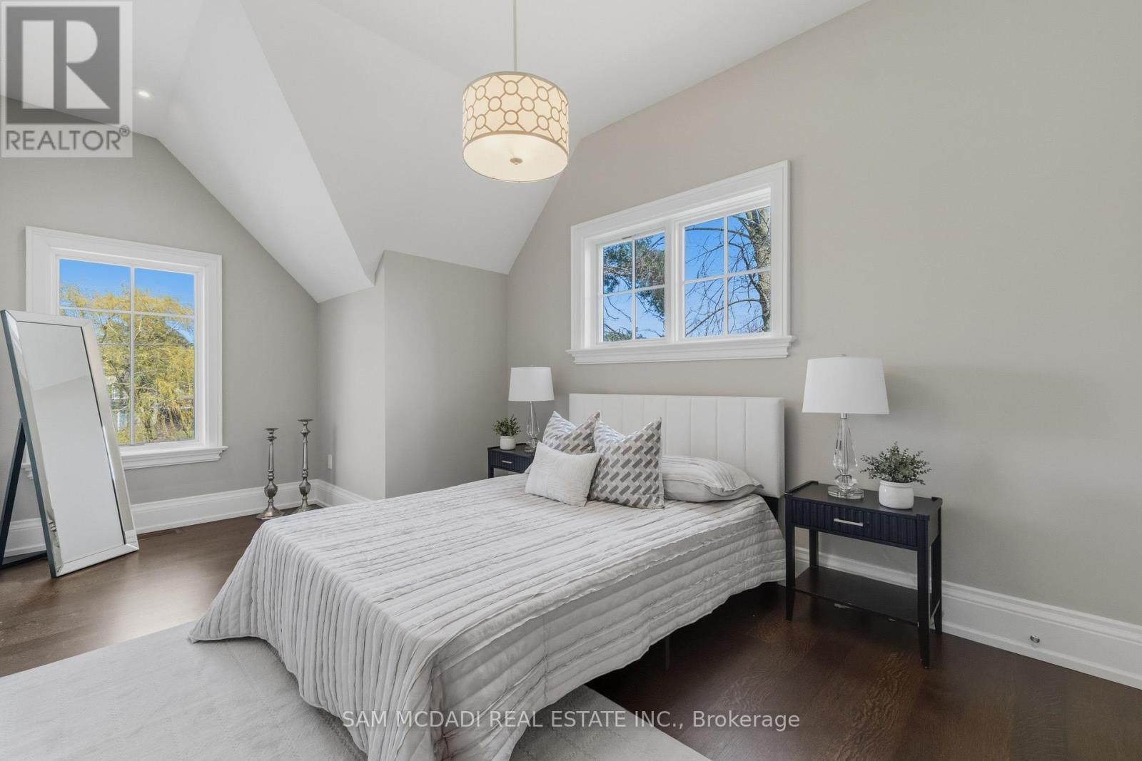 36 Veronica Drive, Mississauga, ON - Indoor Photo Showing Bedroom