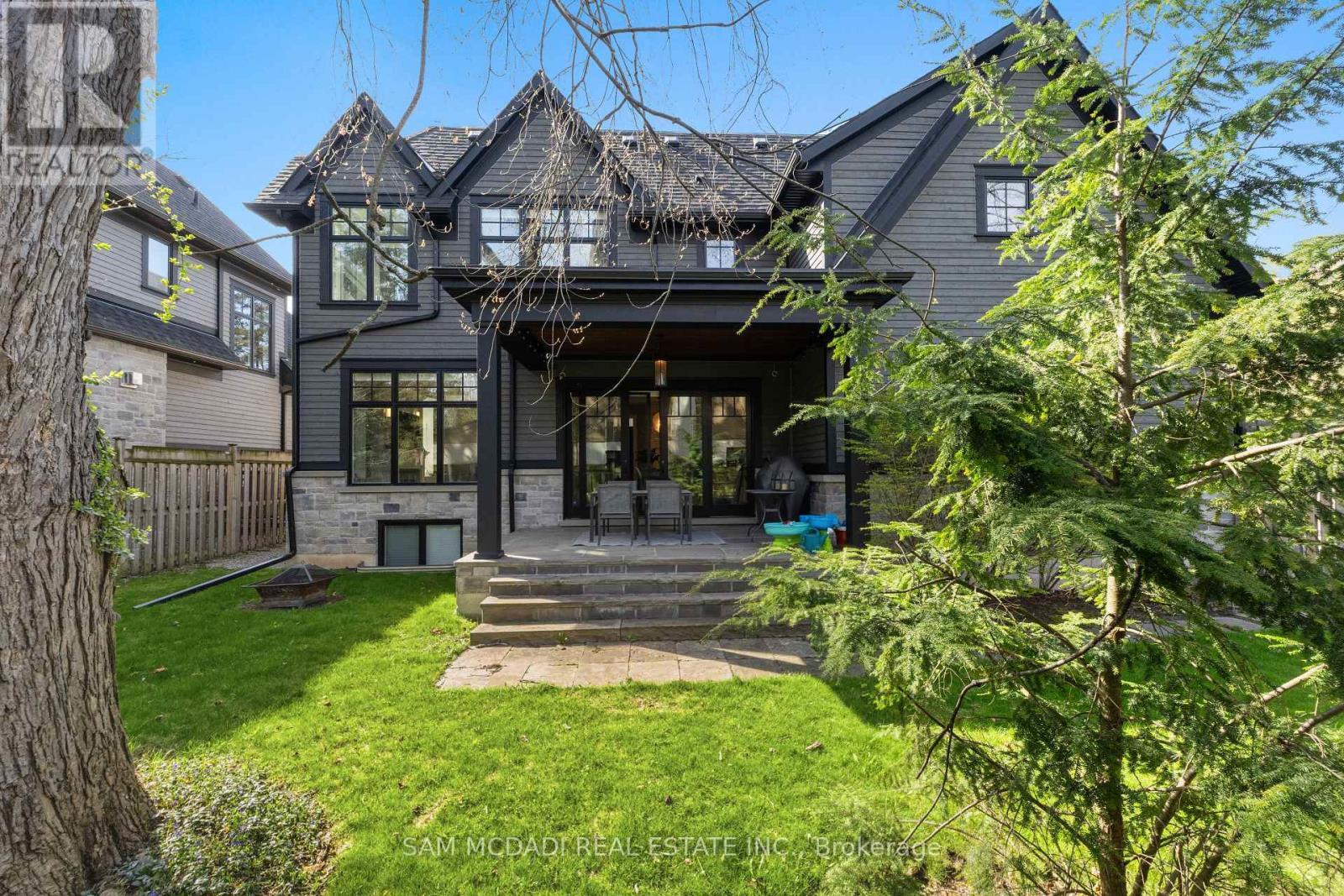 36 Veronica Drive, Mississauga, ON - Outdoor