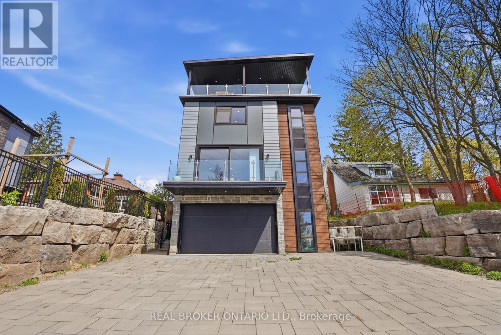 17 Maple Trail, Puslinch, ON - Outdoor