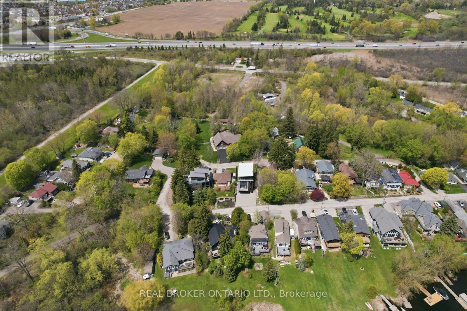 17 Maple Trail, Puslinch, ON - Outdoor With View