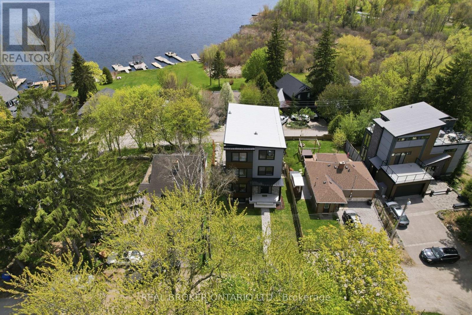 17 Maple Trail, Puslinch, ON - Outdoor With Body Of Water With View