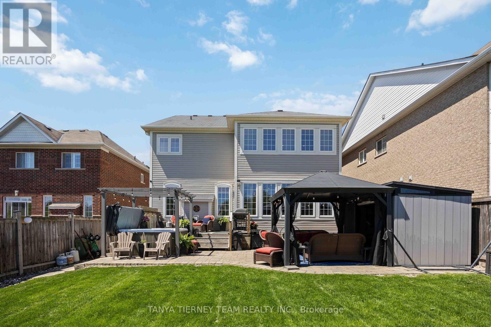 303 Cachet Boulevard, Whitby, ON - Outdoor With Deck Patio Veranda