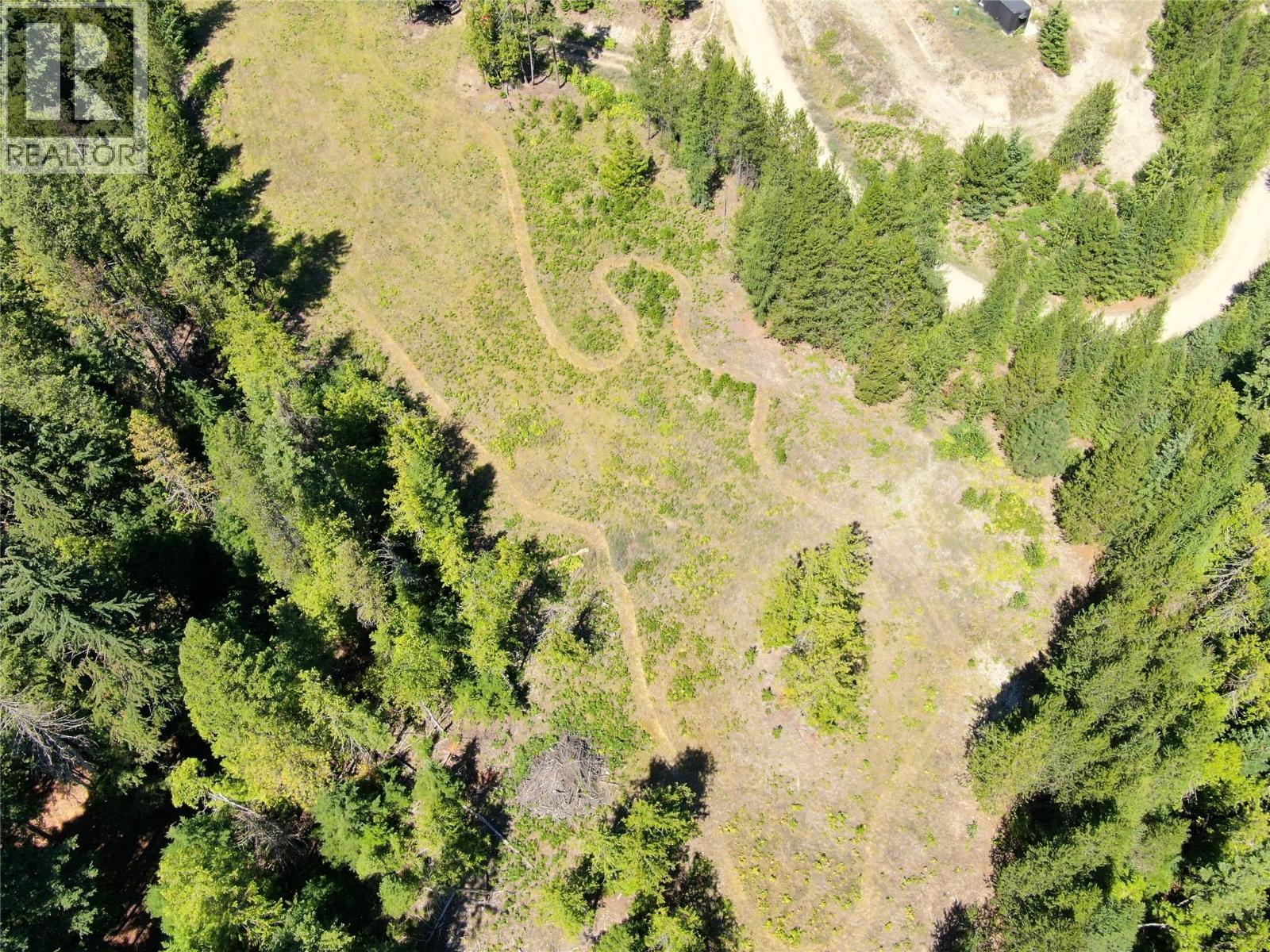 3809 Passmore Upper Road, Passmore, BC