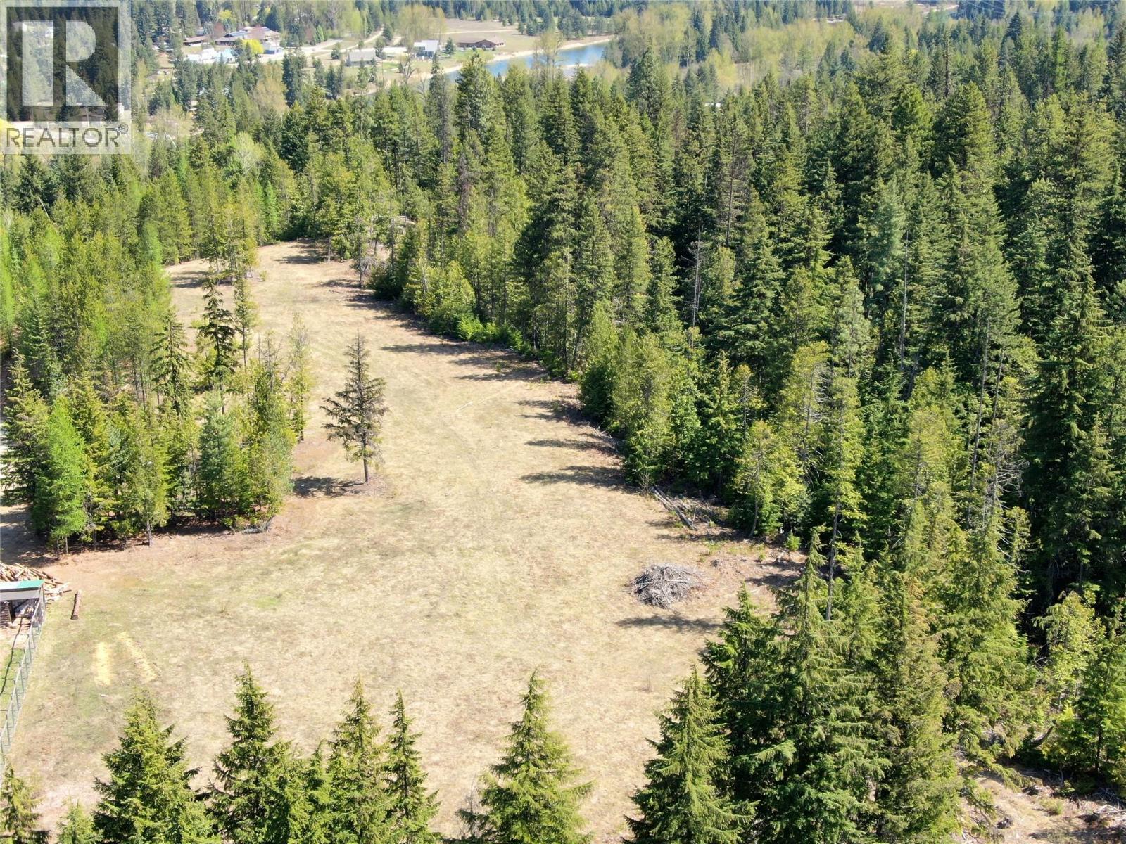 3809 Passmore Upper Road, Passmore, BC