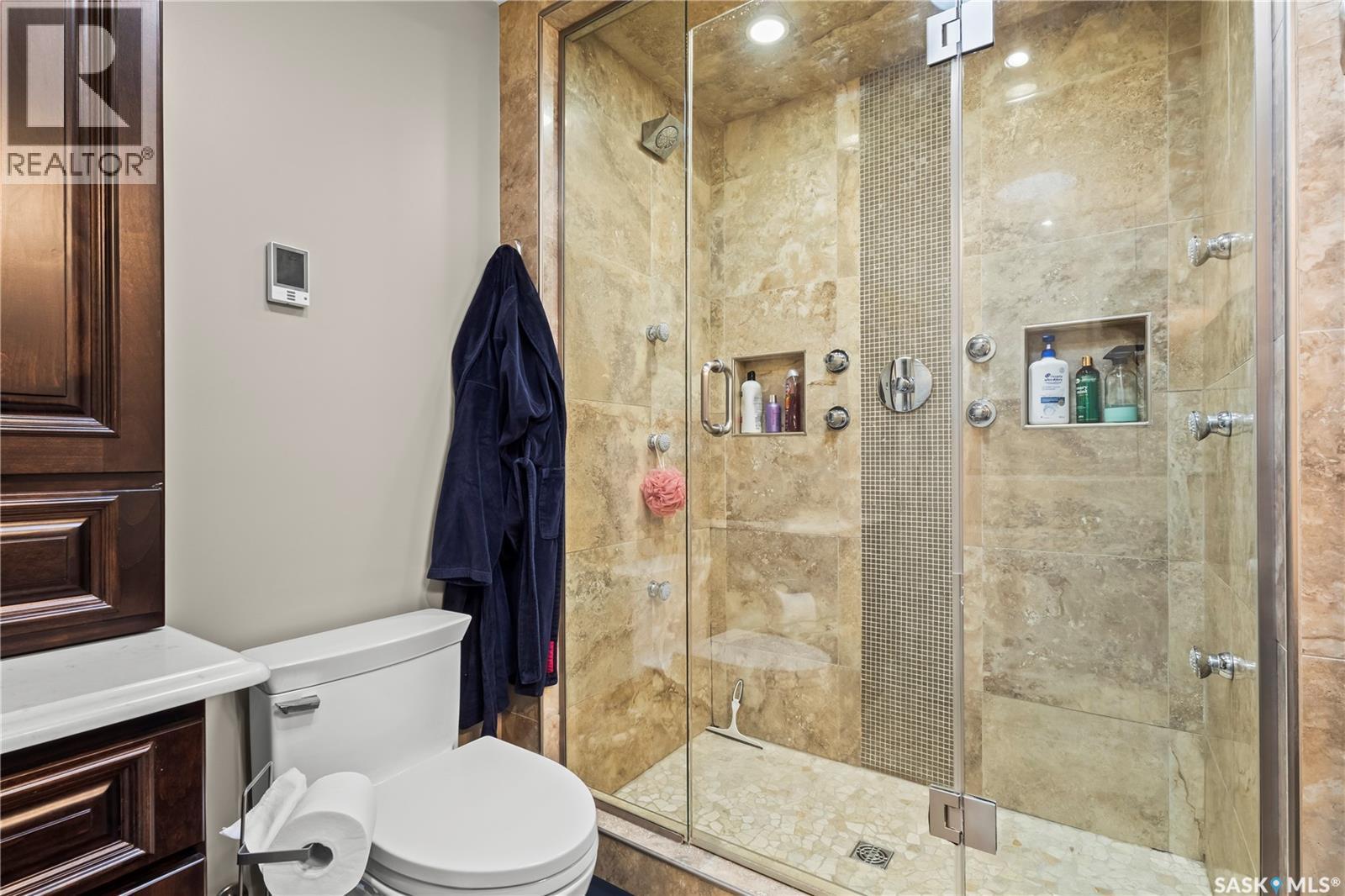 3383 Dent Crescent, Prince Albert, SK - Indoor Photo Showing Bathroom